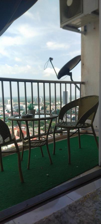 # Free Netflix Cmk Kondominium Kota Sri Mutiara Apartment Kota Bharu Exterior photo